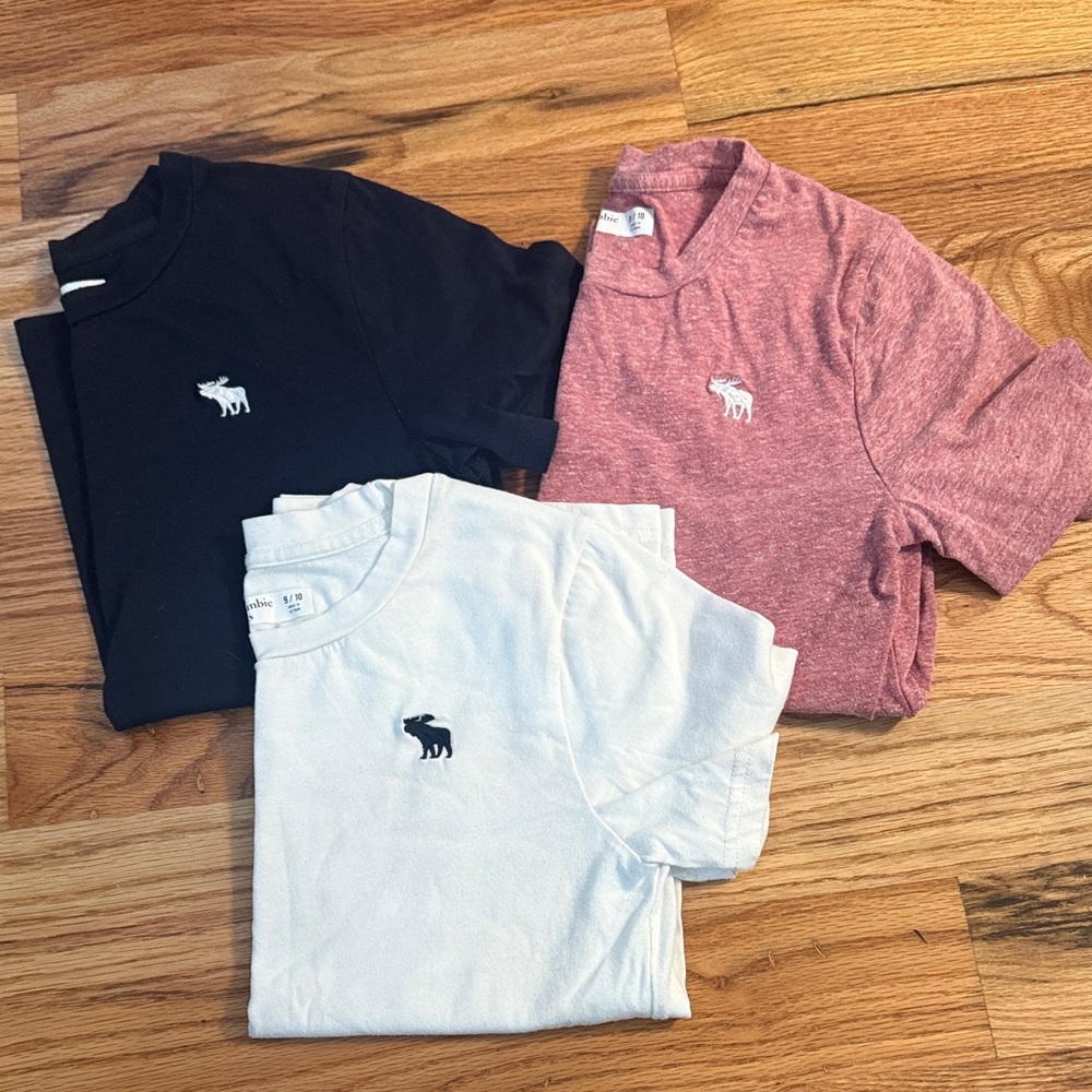 Abercrombie & Fitch T-Shirt Set - Black, Pink, White